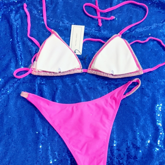 🌸 Hot Pink Sequined String Bikini - Picture 11 of 15